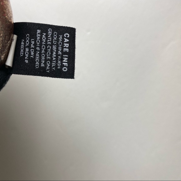 Who What Wear Black Asymmetrical Skirt with Slit 4 - Picture 7 of 7